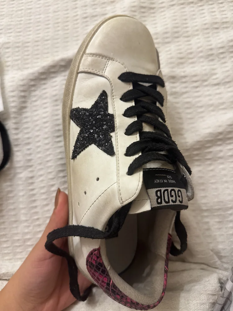 Golden Goose Sneakers