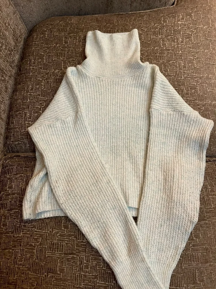 Sweaters & Pullovers