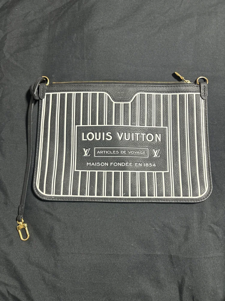 Louis Vuitton Wallets & Cardholders