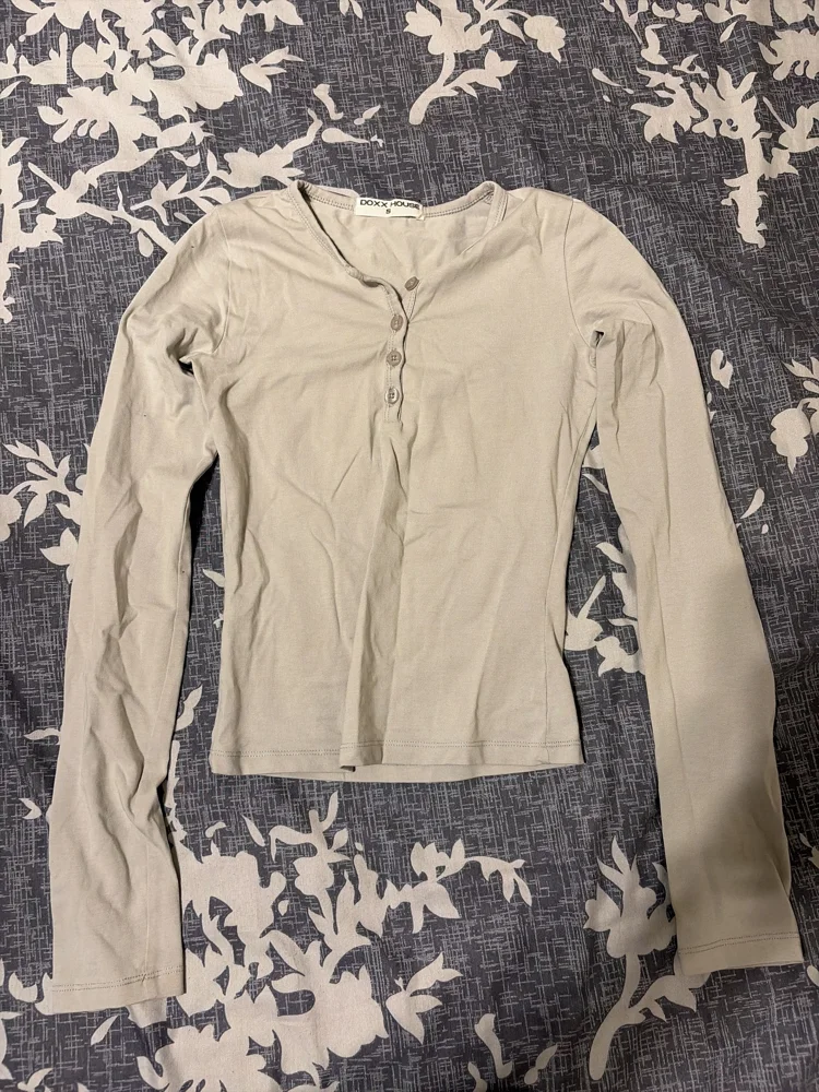 Long Sleeve