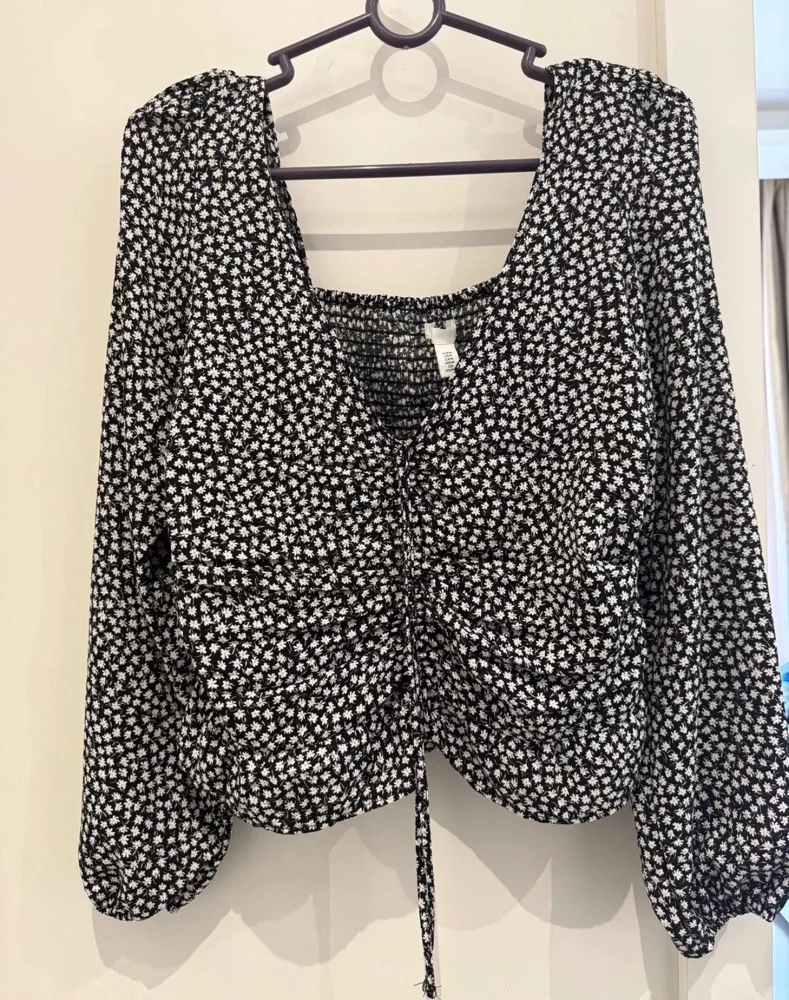 H&M Blouses