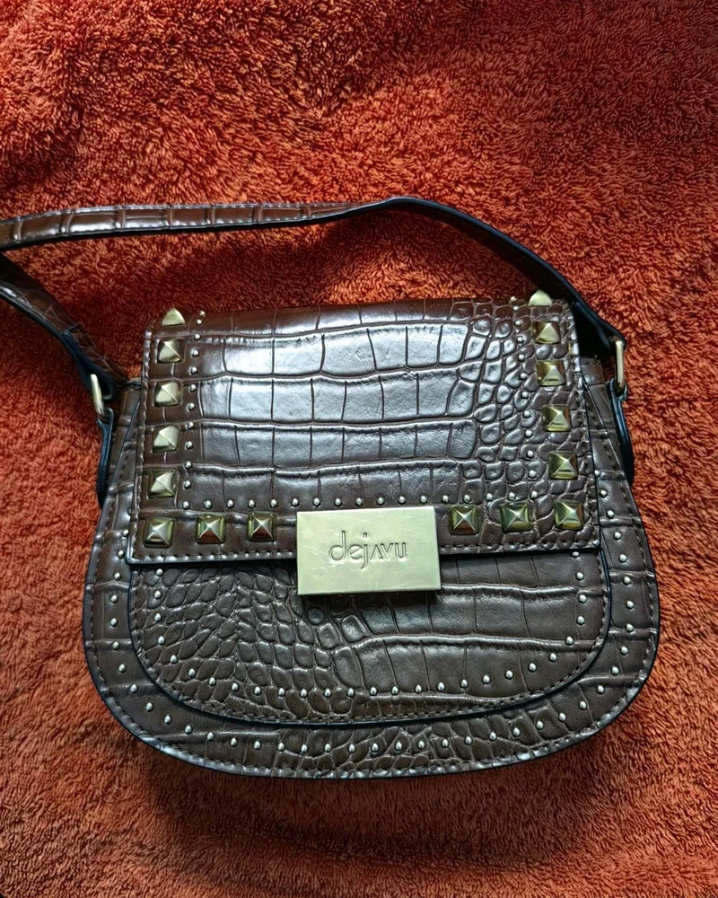 deja vu Cross-Body Bag