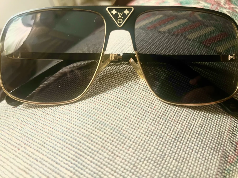Louis Vuitton Sunglasses, Excellent, photo 5
