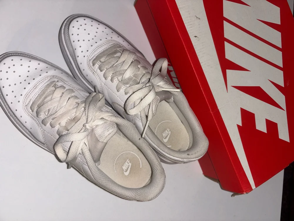 Nike Sneakers, size 40, photo 3