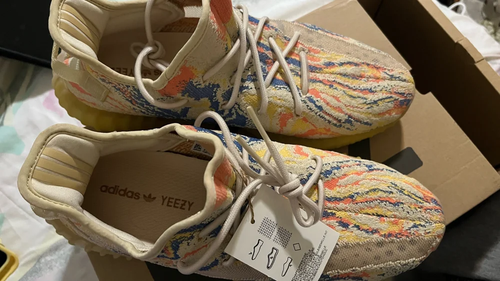 Yeezy Sneakers, size 47.5, photo 2