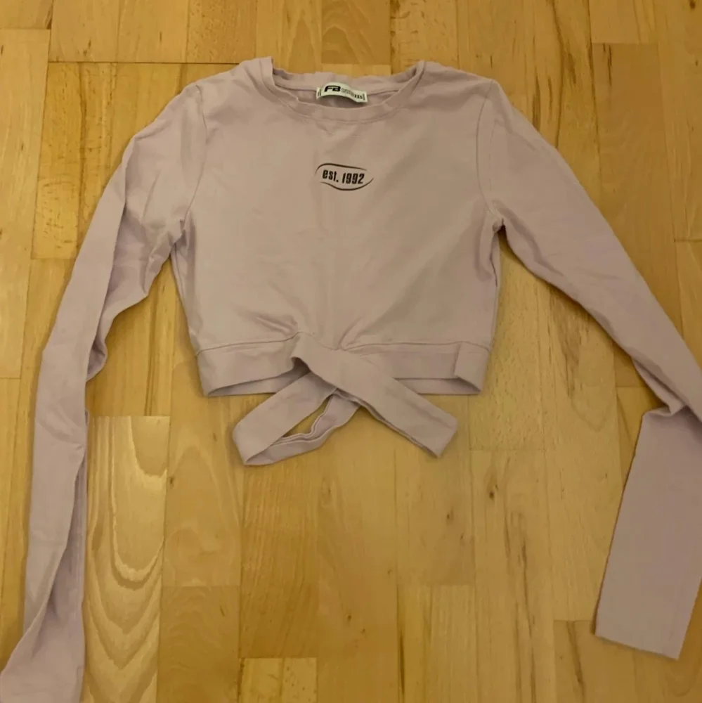 FB Sister Crop Tops