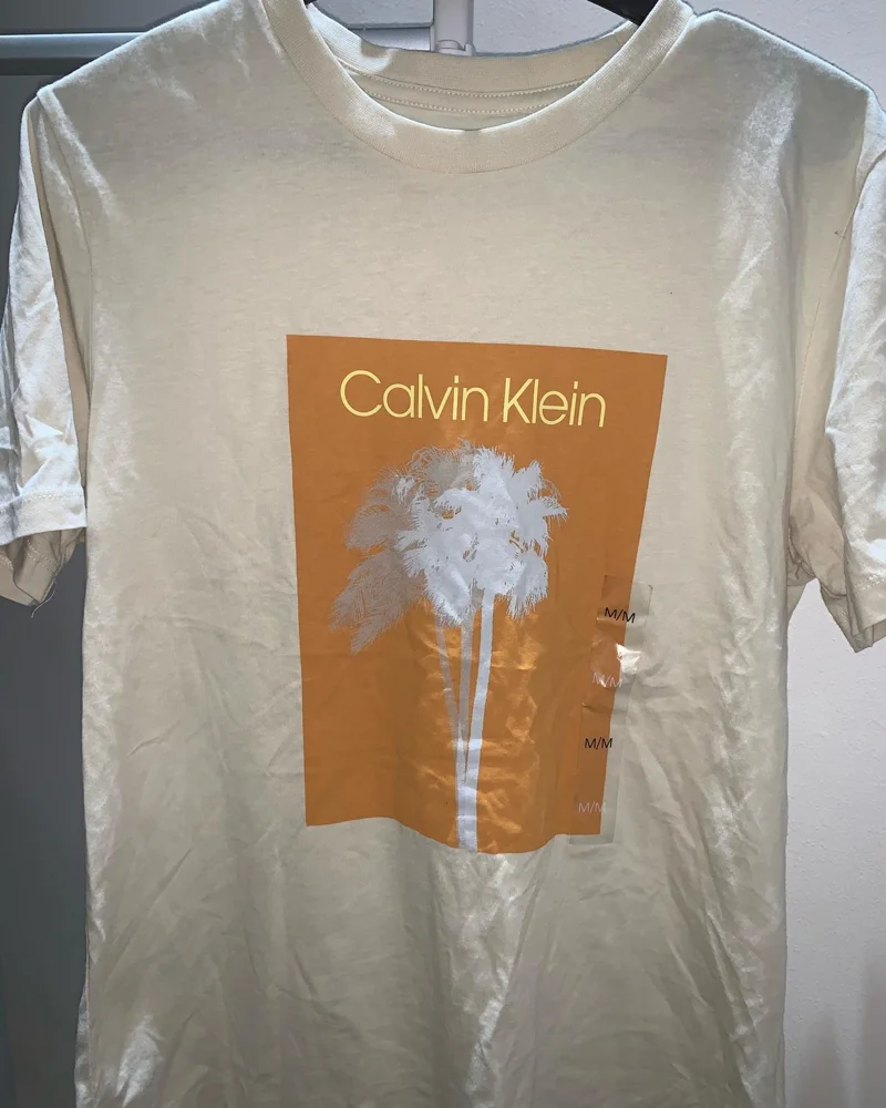 Calvin Klein T-shirts