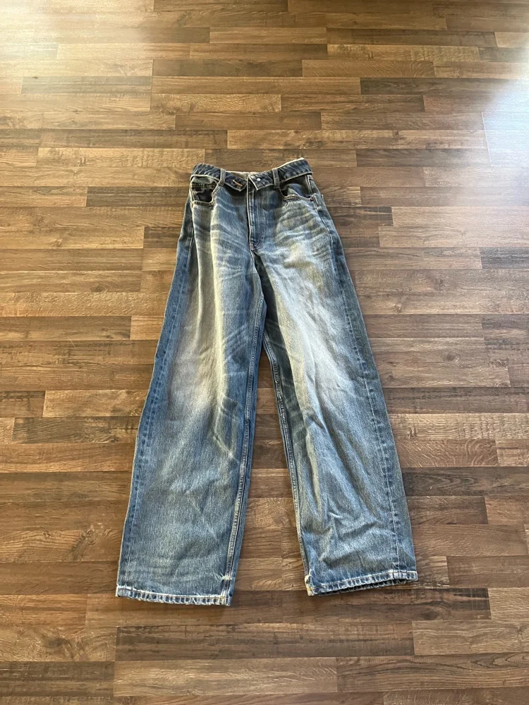 Zara Jeans