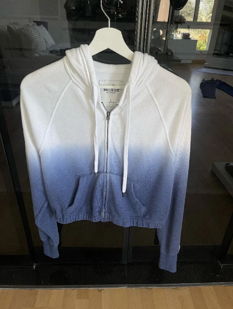 Hollister & Co جواكت