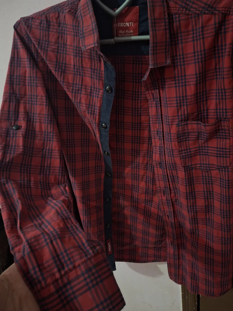 Long Sleeve Shirts, size M