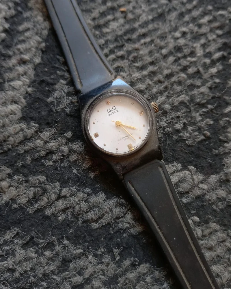 Q&Q Watches