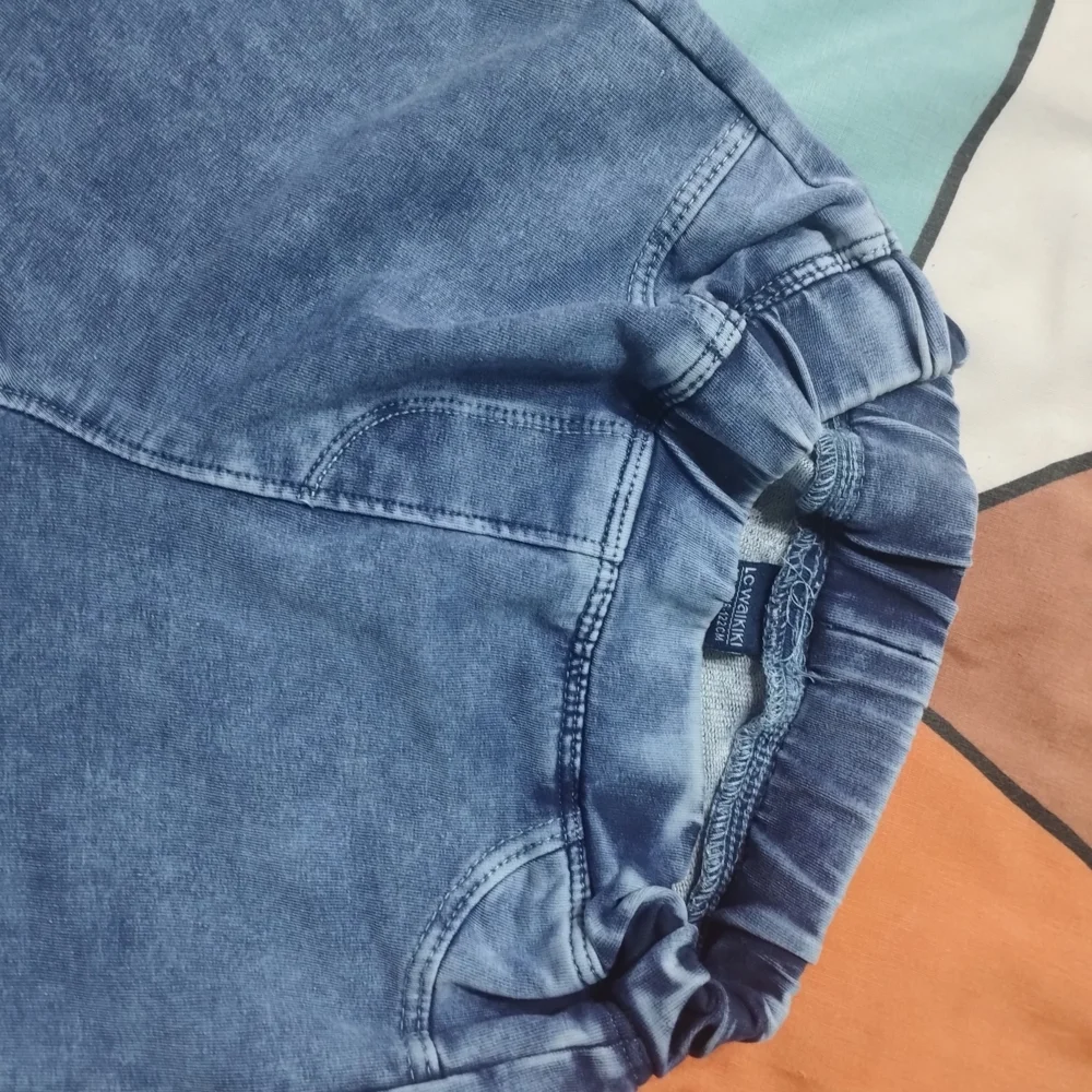 LC Waikiki Bottoms, size 7y