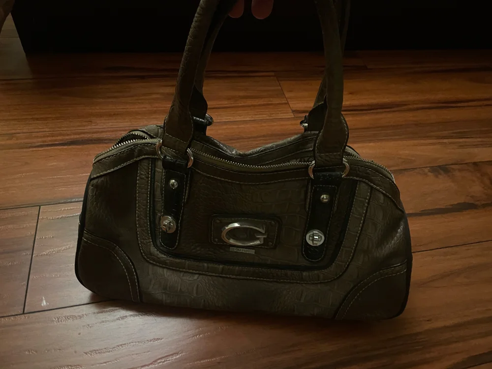 GUESS Shoulder Bags, size Other, photo 2