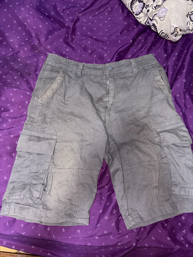 Defacto Shorts