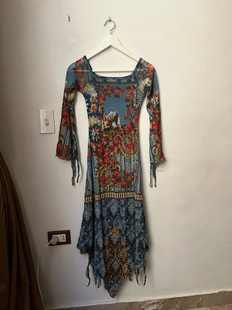 *Save the Queen!* Cocktail Dresses