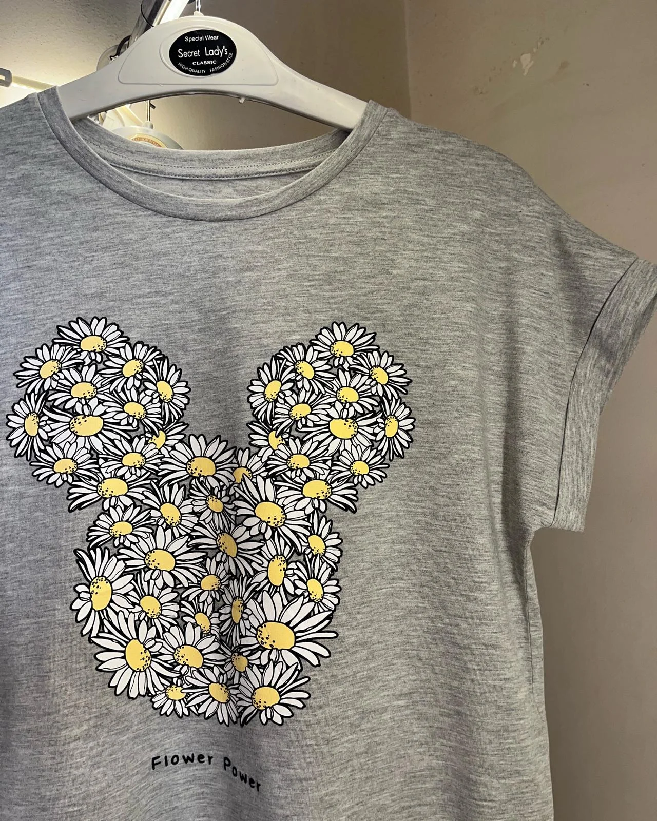 Disney T-shirts, size M / 38 / 10, photo 1