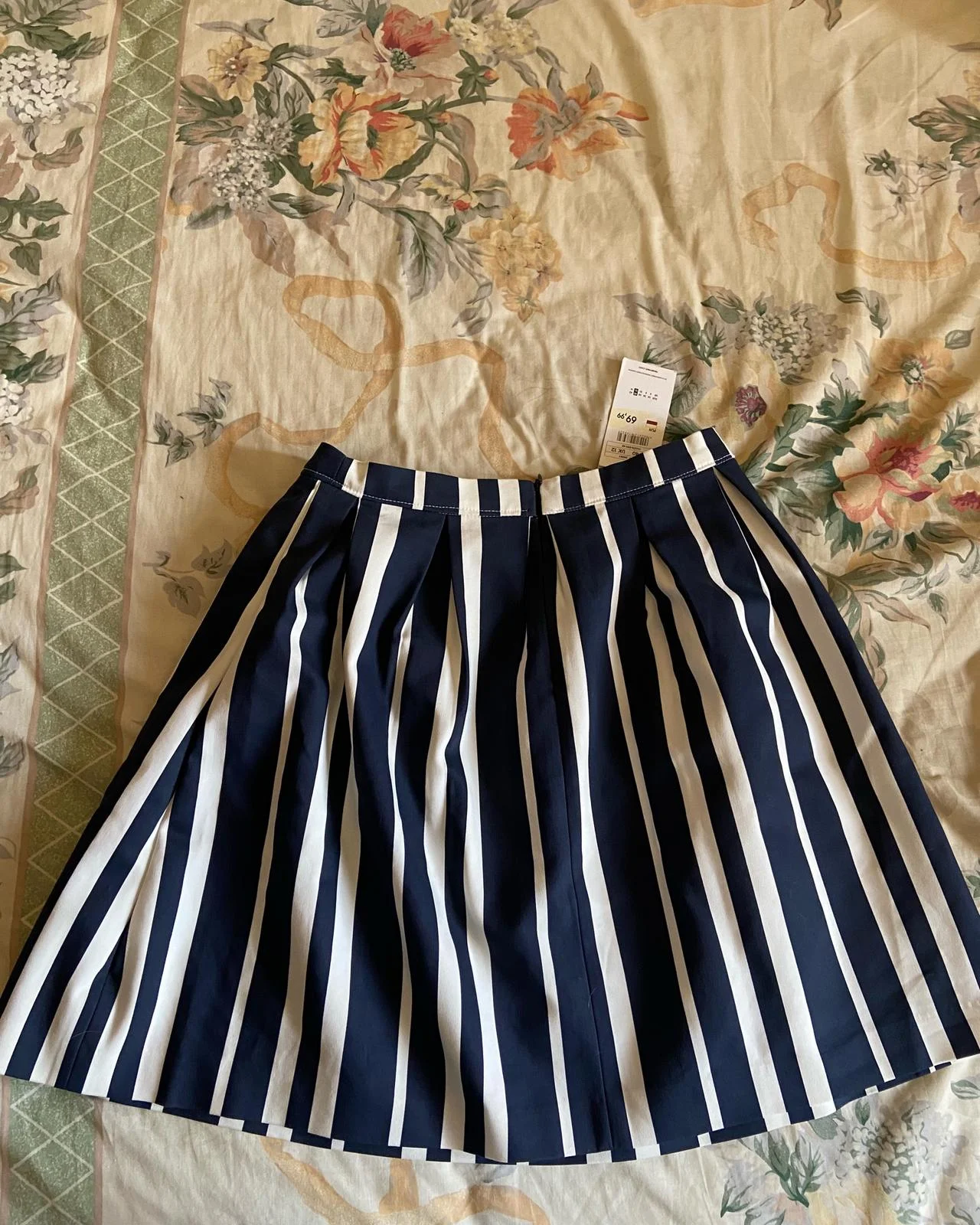 Reserved Skirts, size L / 40 / 12, photo 1