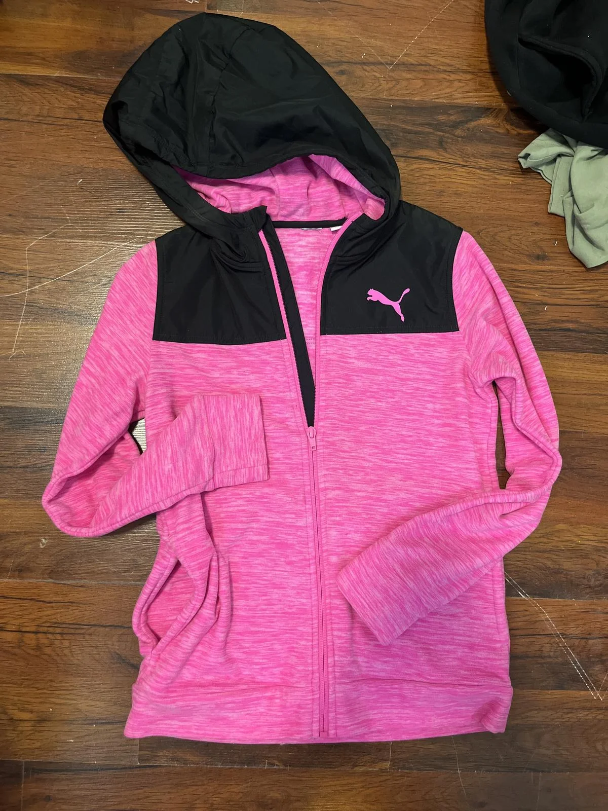 Puma Jackets, size S, photo 1