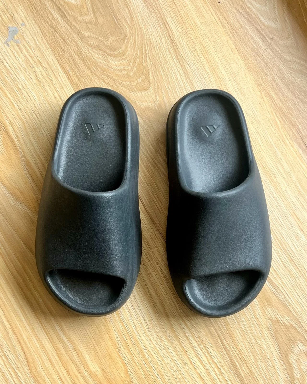 Yeezy Flats, size 36, photo 1