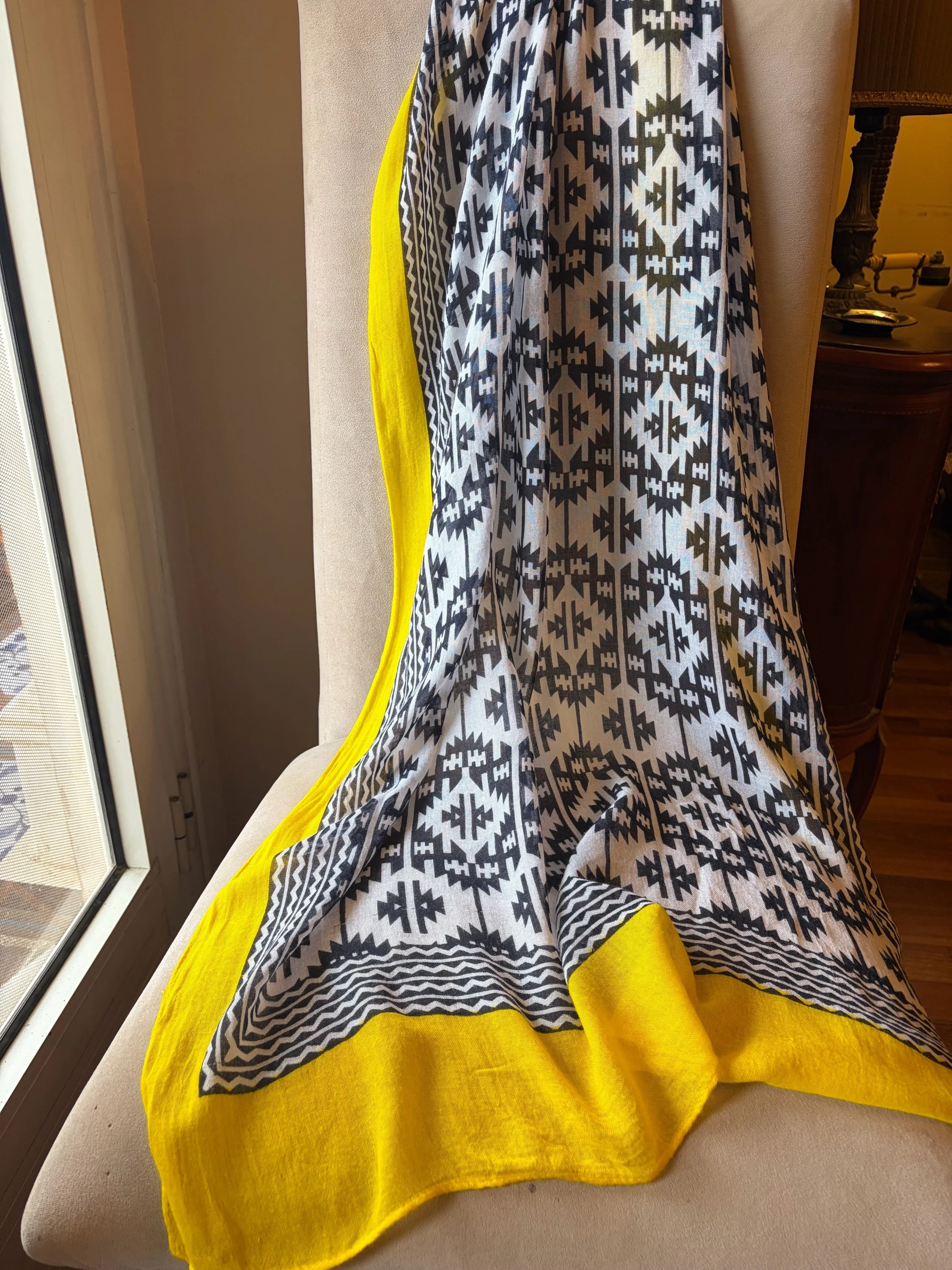 youremma Scarves & Shawls, size Other, photo 1
