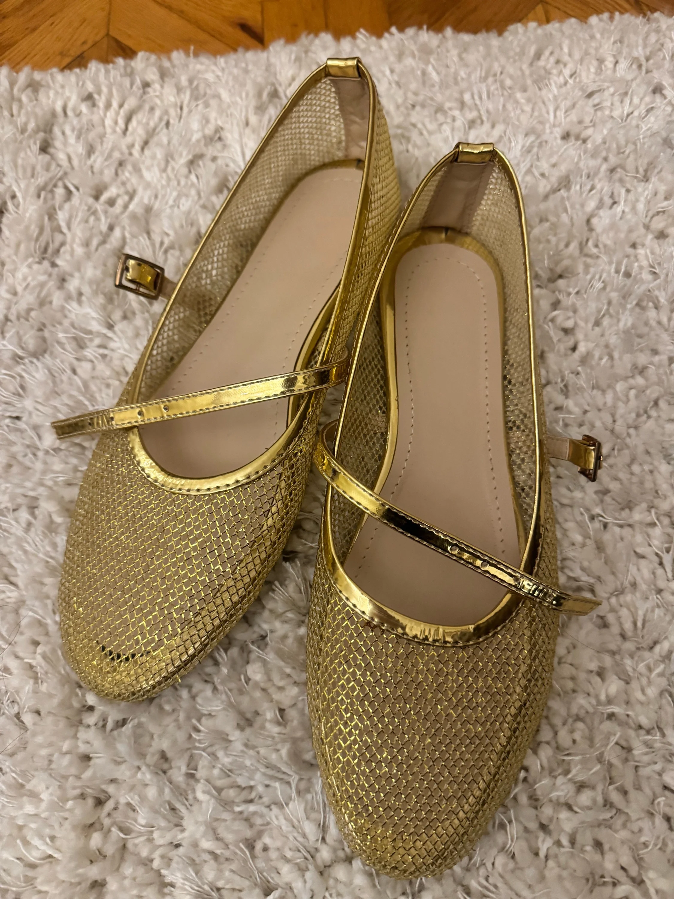Local Flats, size 40, photo 1