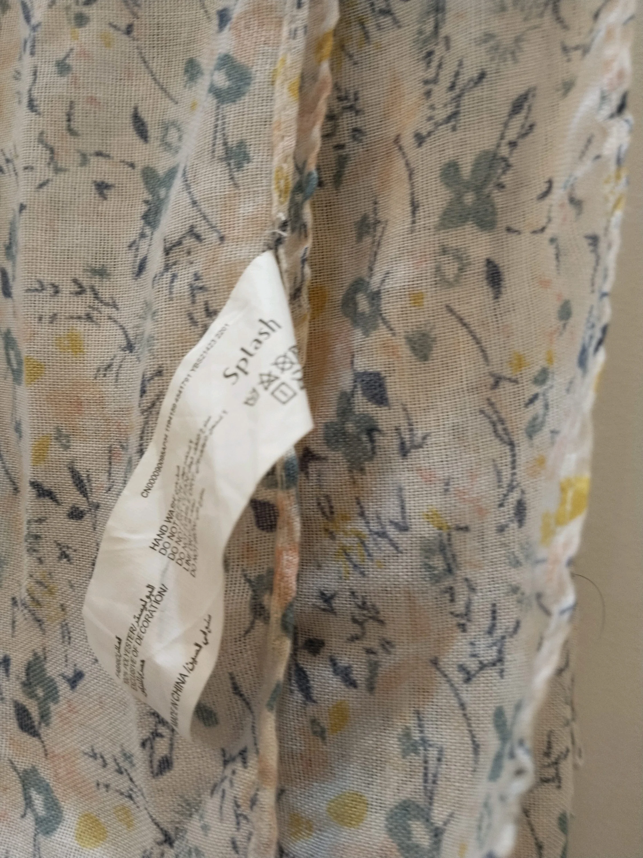 Splash Scarves & Shawls, size Other, photo 1