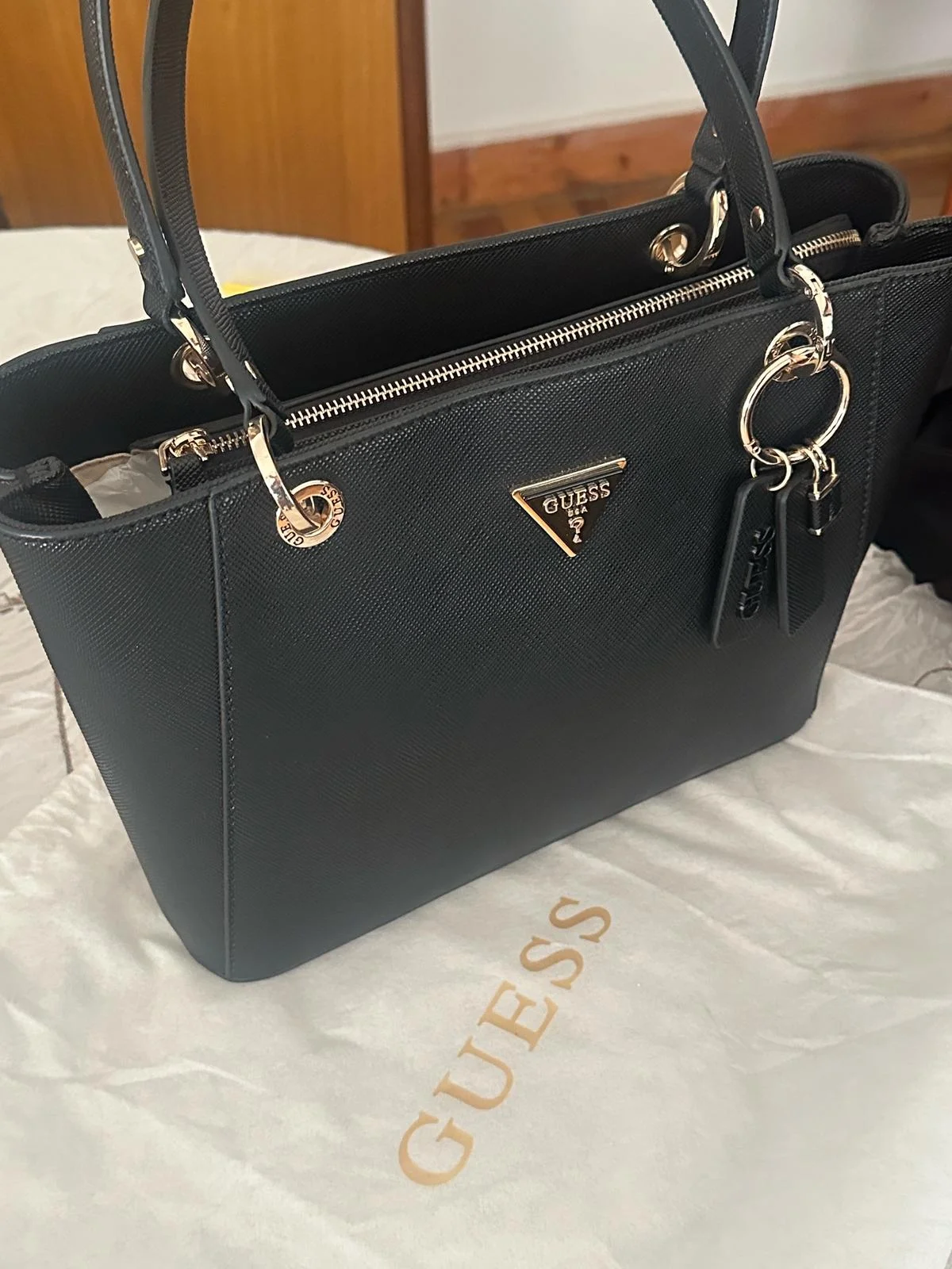 GUESS Shoulder Bags, size One size, photo 1
