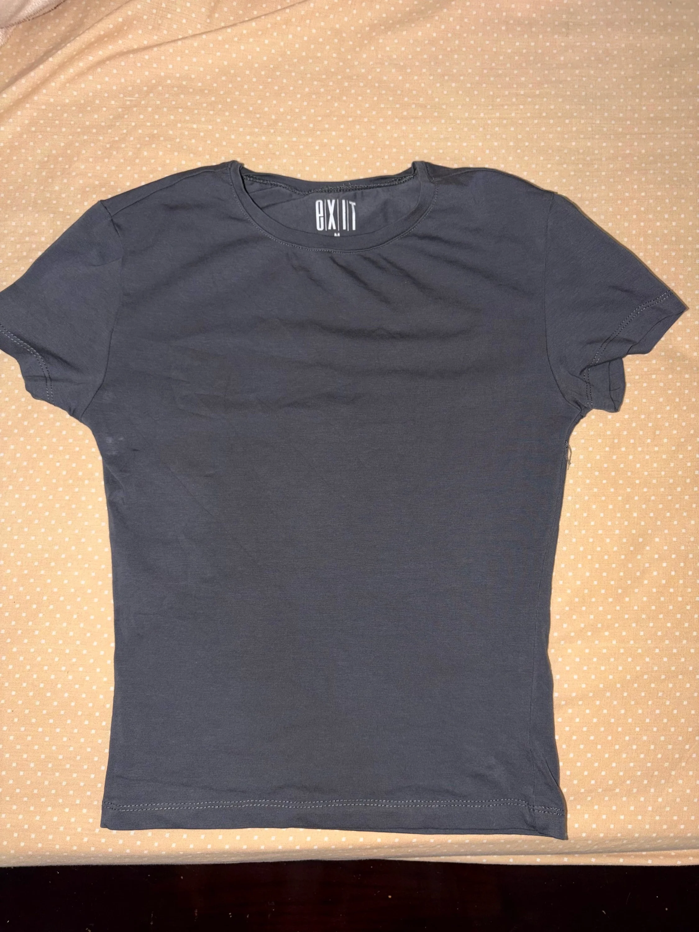 Local T-shirts, size M / 38 / 10, photo 1
