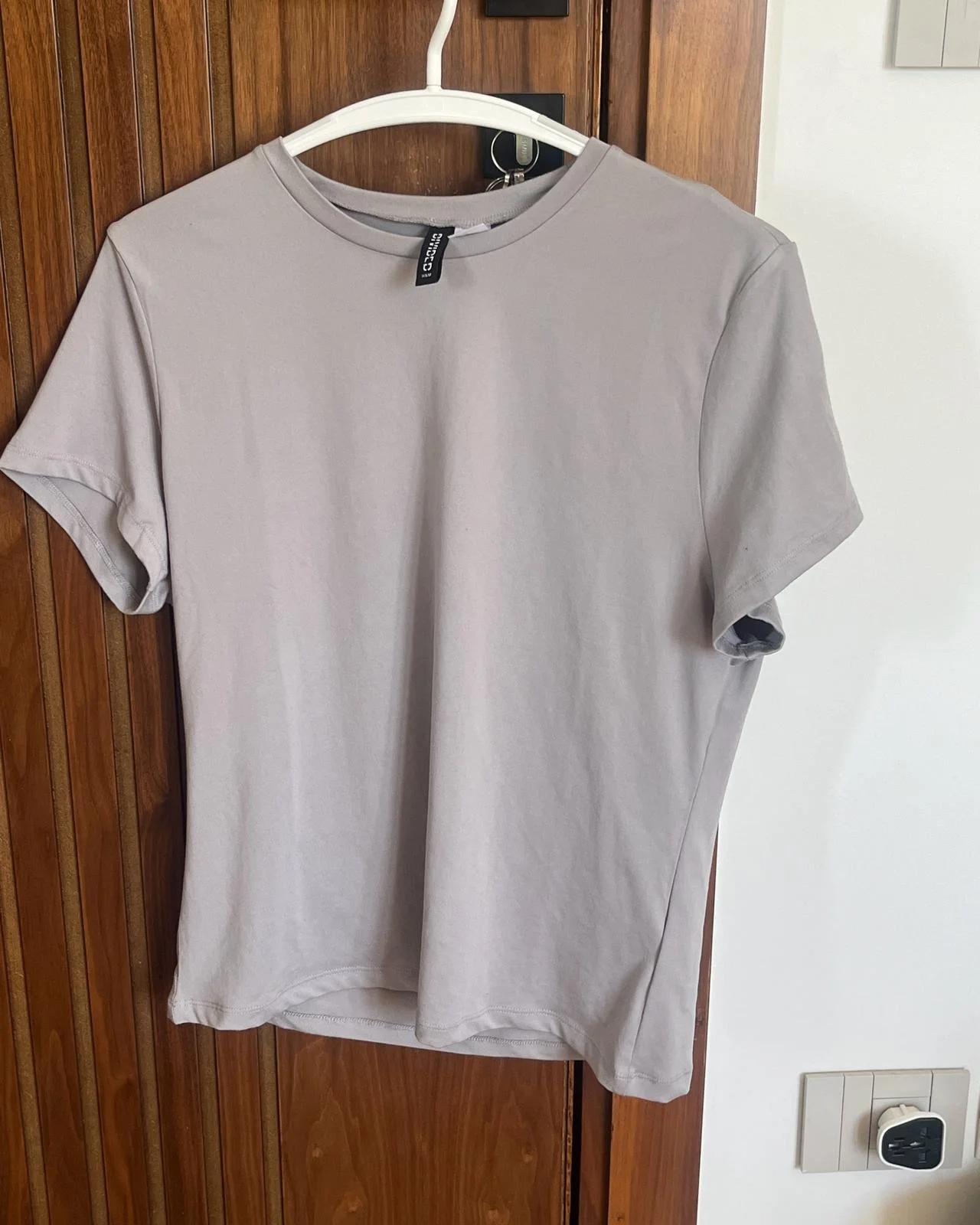 H&M T-shirts, size XL / 42 / 14, photo 1