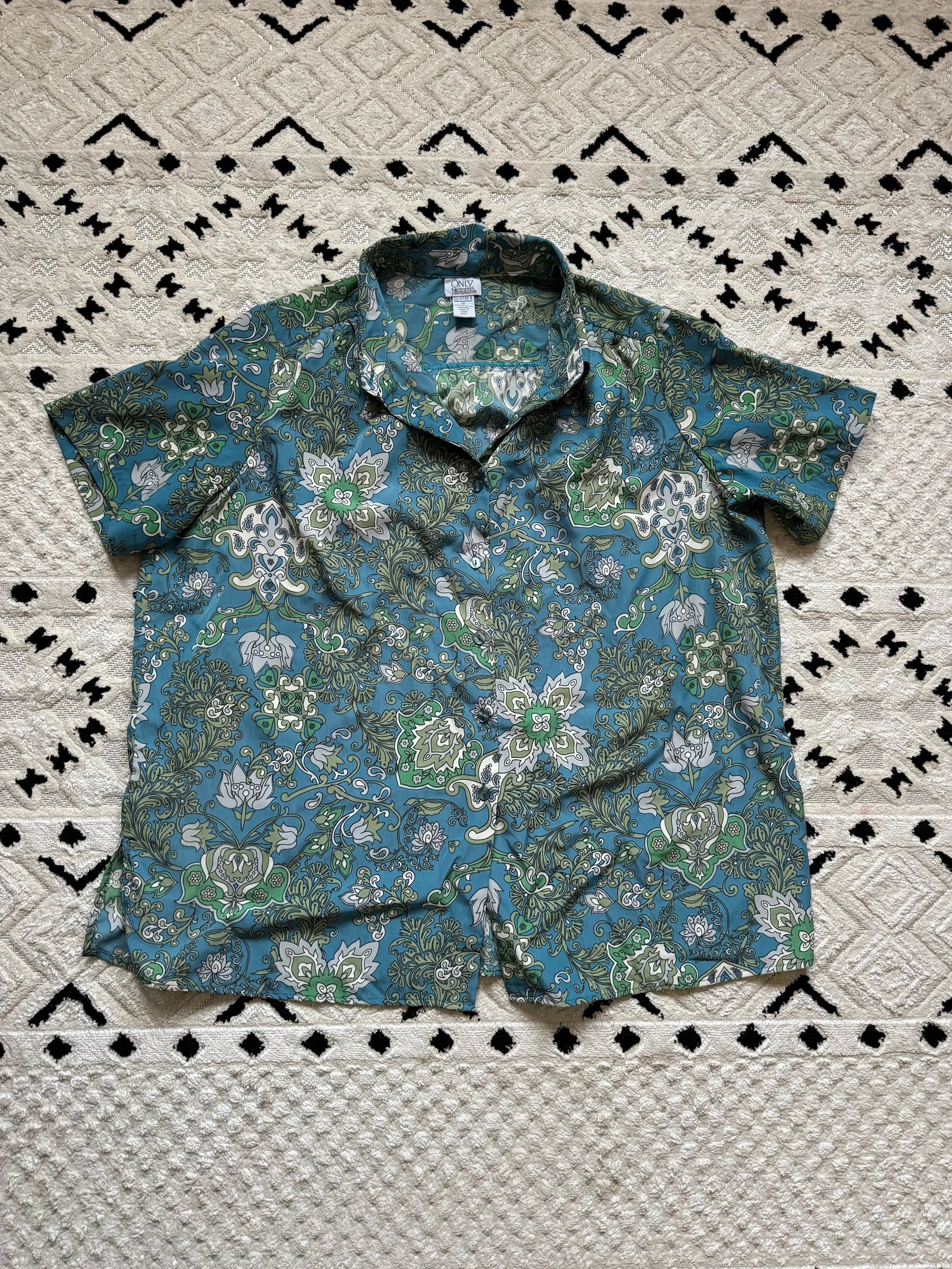 Blouses, size XL / 42 / 14, photo 1