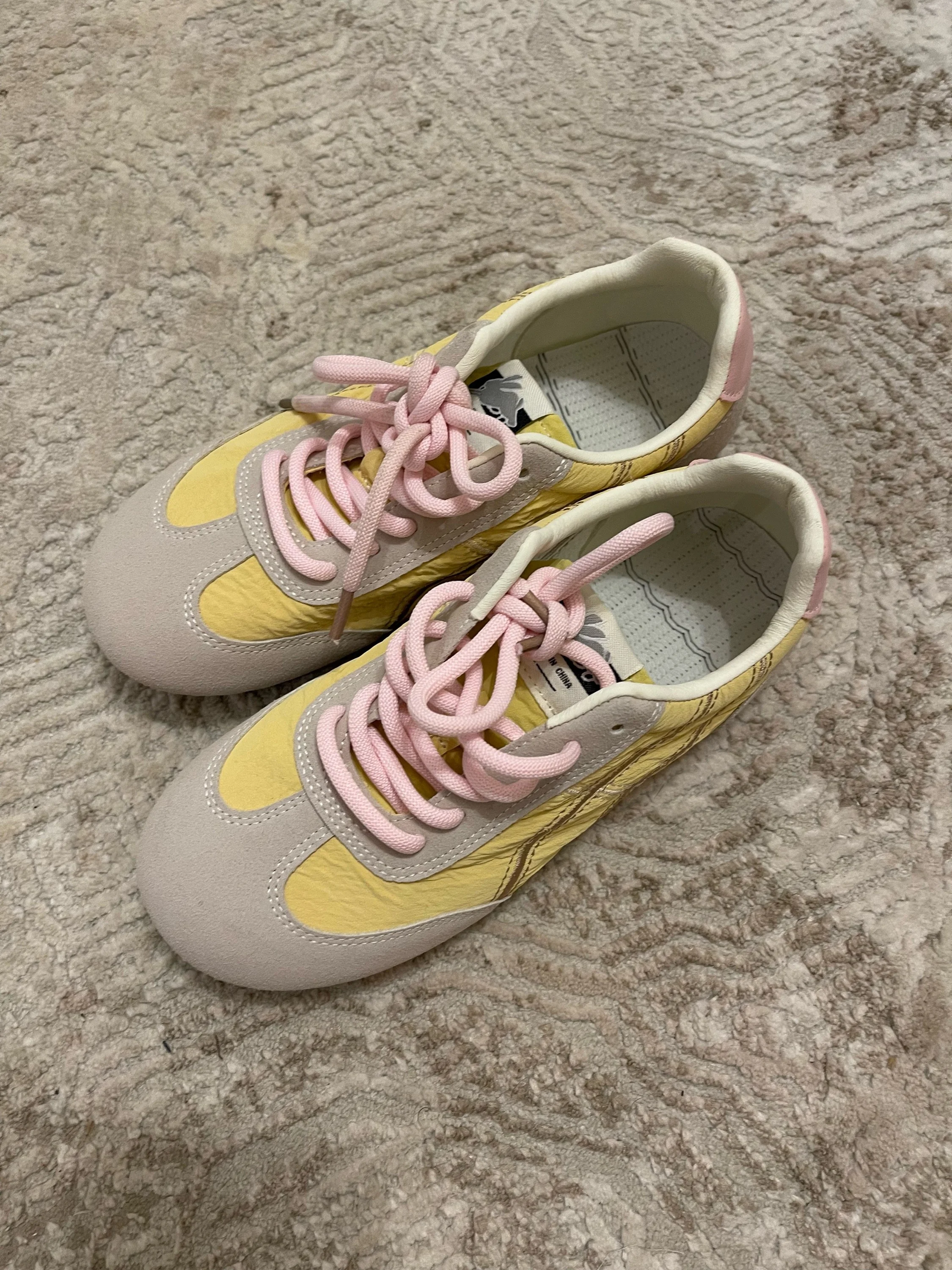 Sneakers, size 38, photo 1