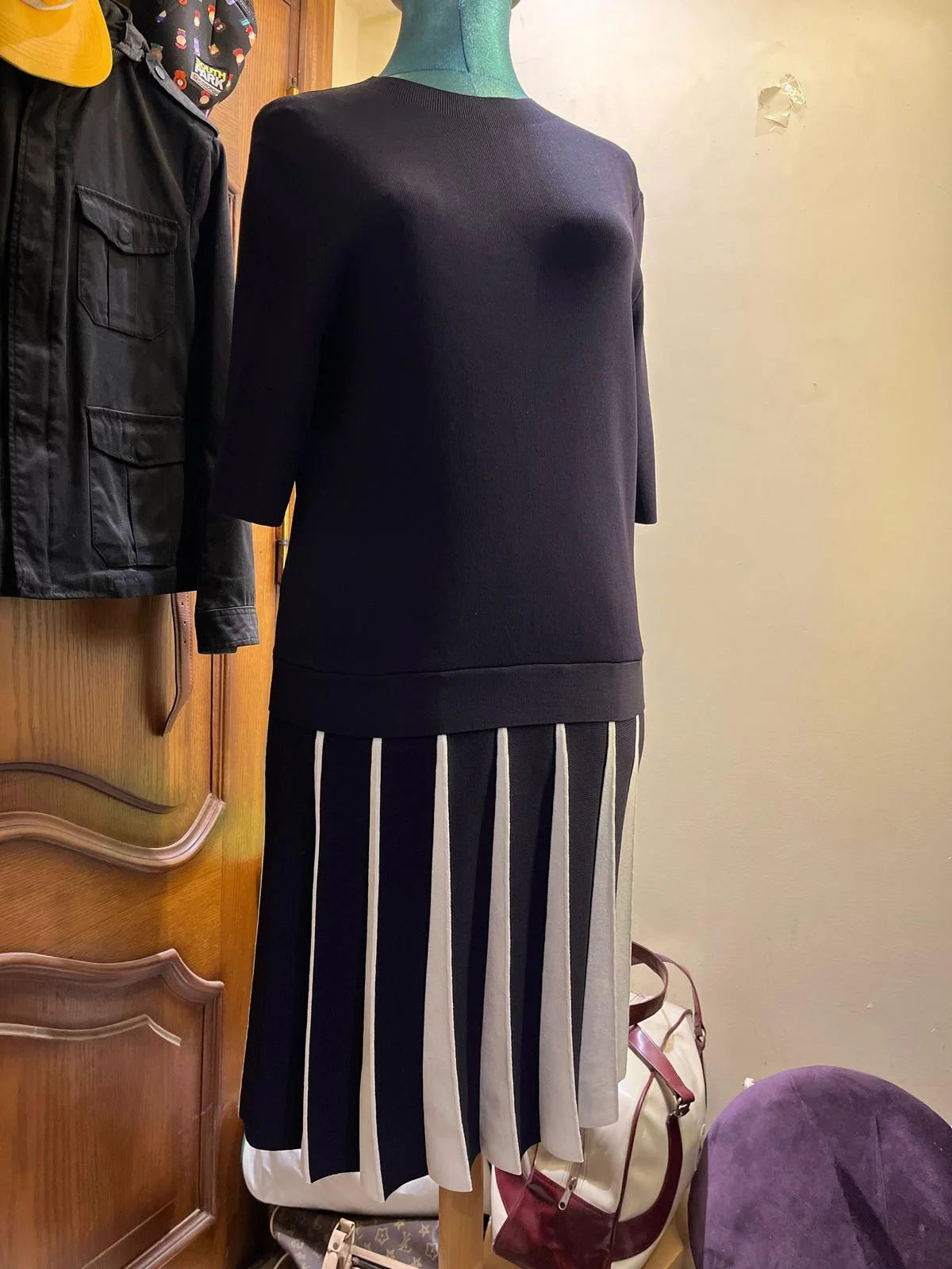 Ted Baker Midi Dresses, size S / 36 / 8, photo 1