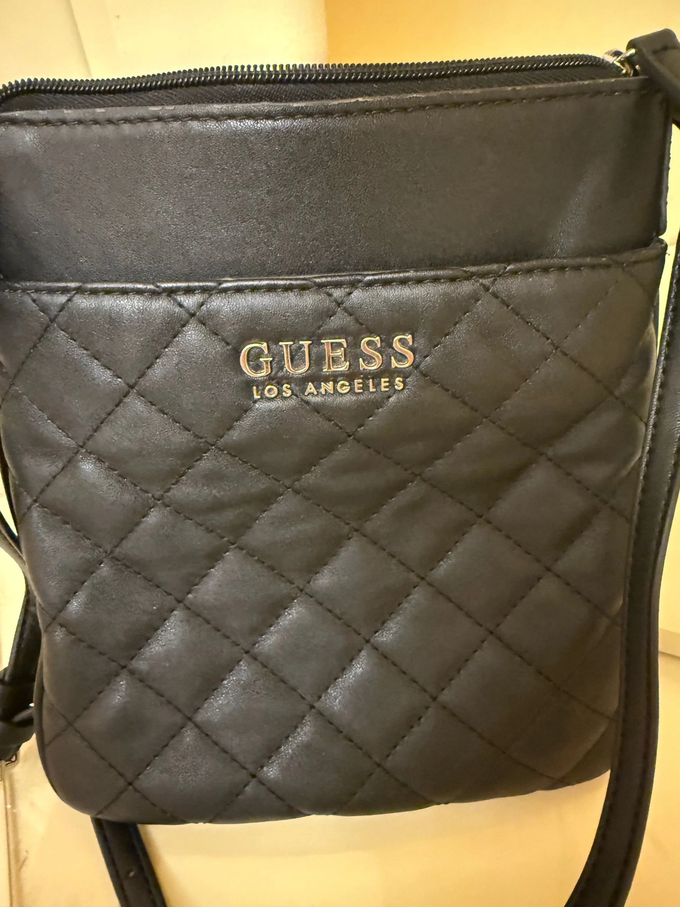 GUESS Cross-Body Bags, size Other, photo 1