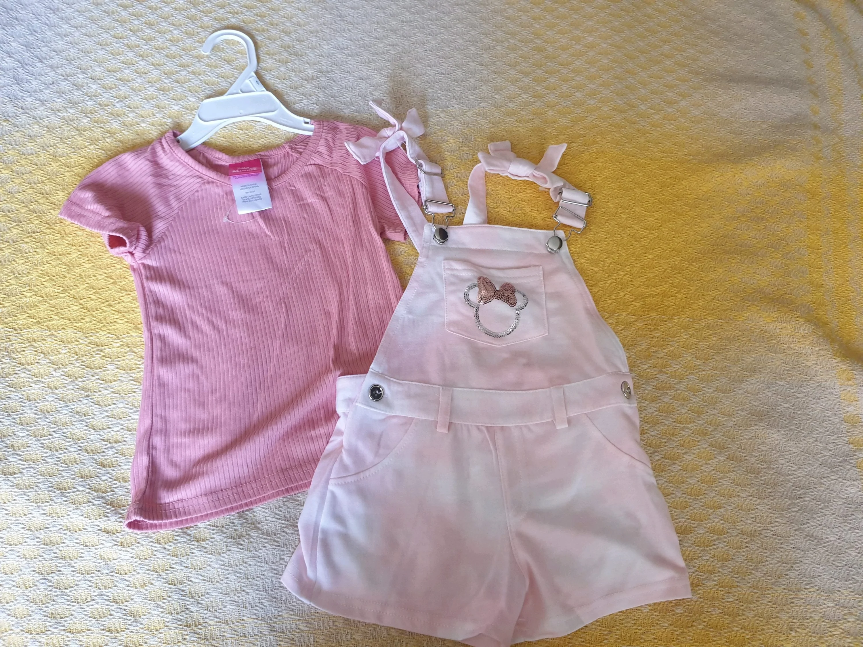 Disney Sets, size 4y, photo 1