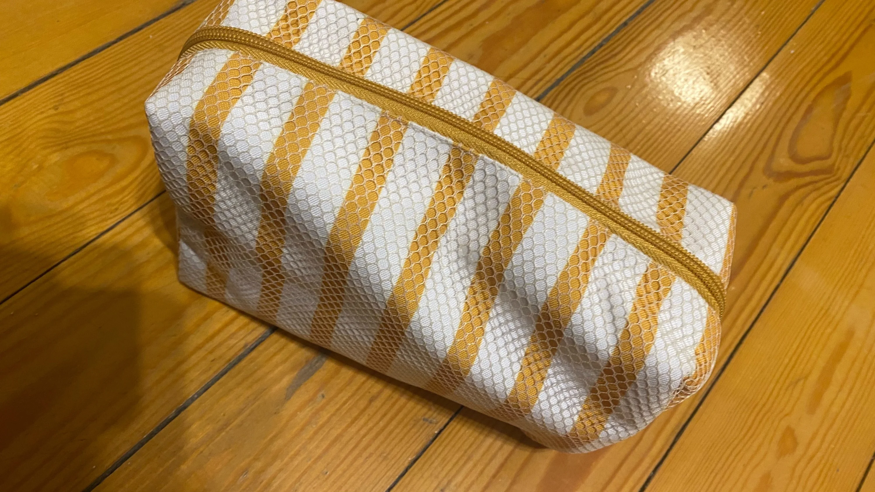 Eucerin Clutches & Evening Bags, size Other, photo 1