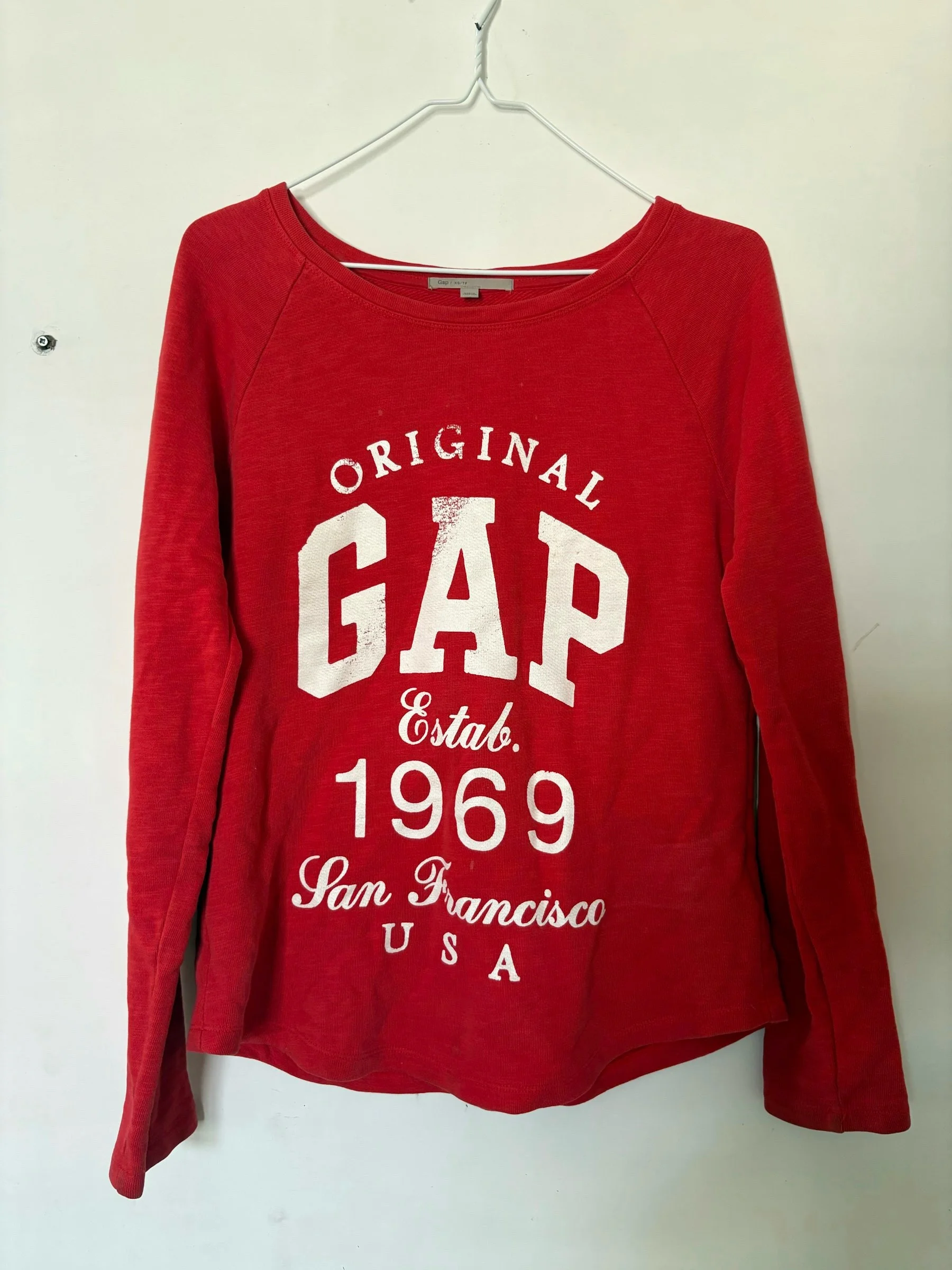 GAP Sweatshirts, size L, photo 1