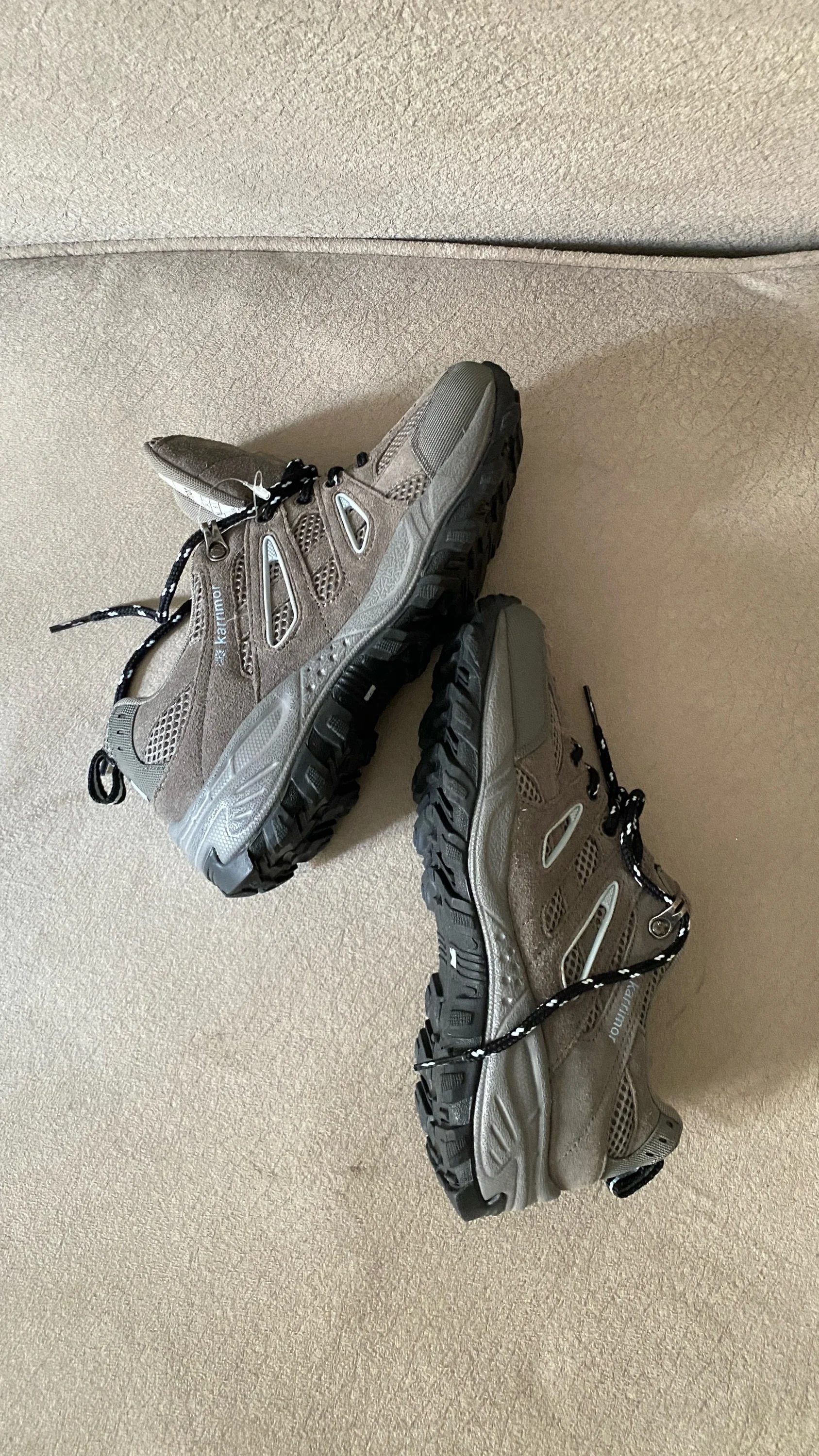 Sneakers, size 38, photo 1