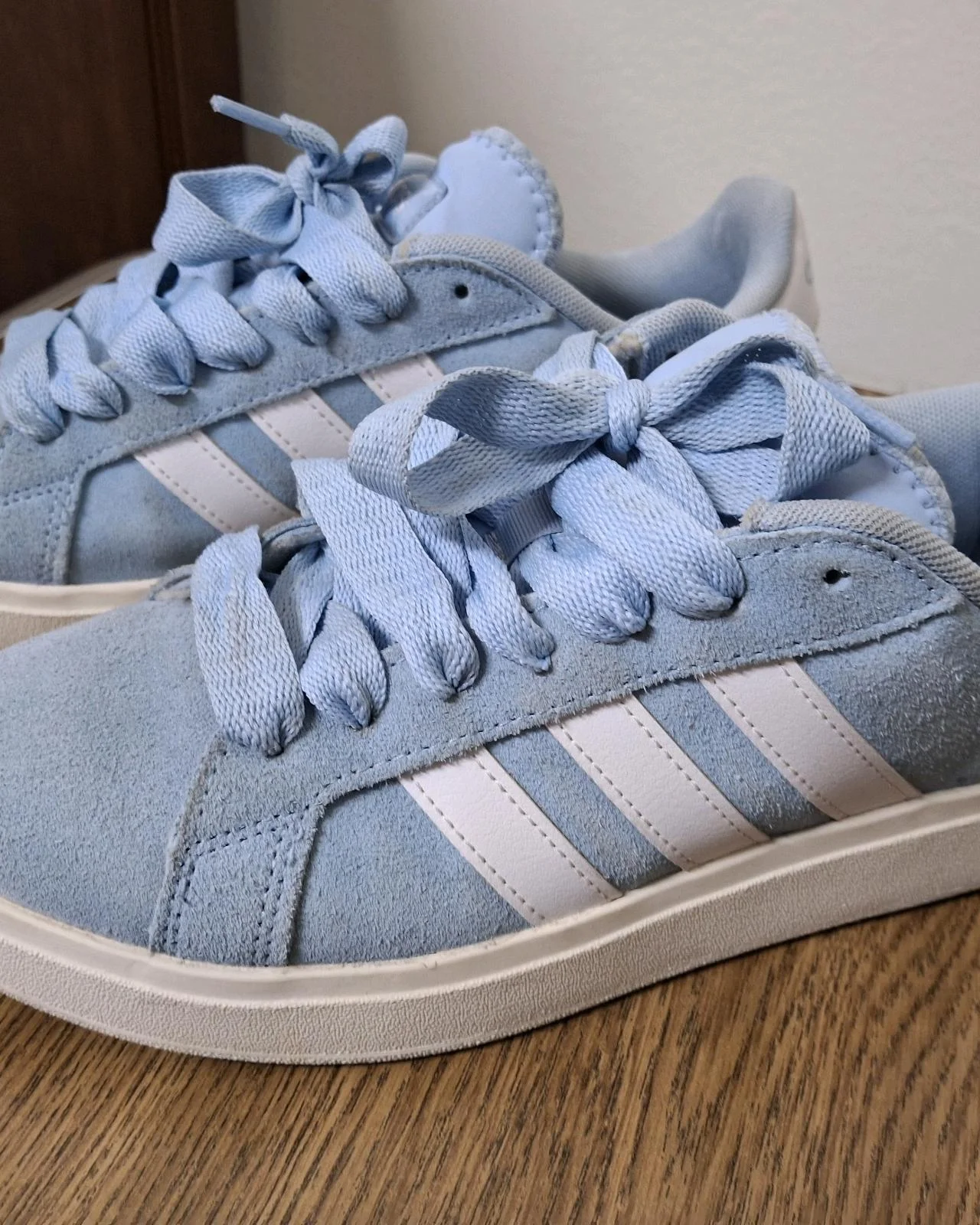 adidas Sneakers, size 40.5, photo 1