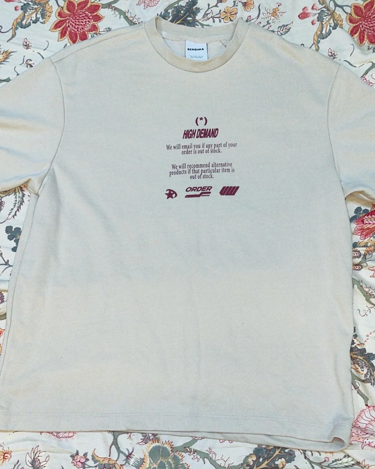Bershka T-shirts, size S, photo 1
