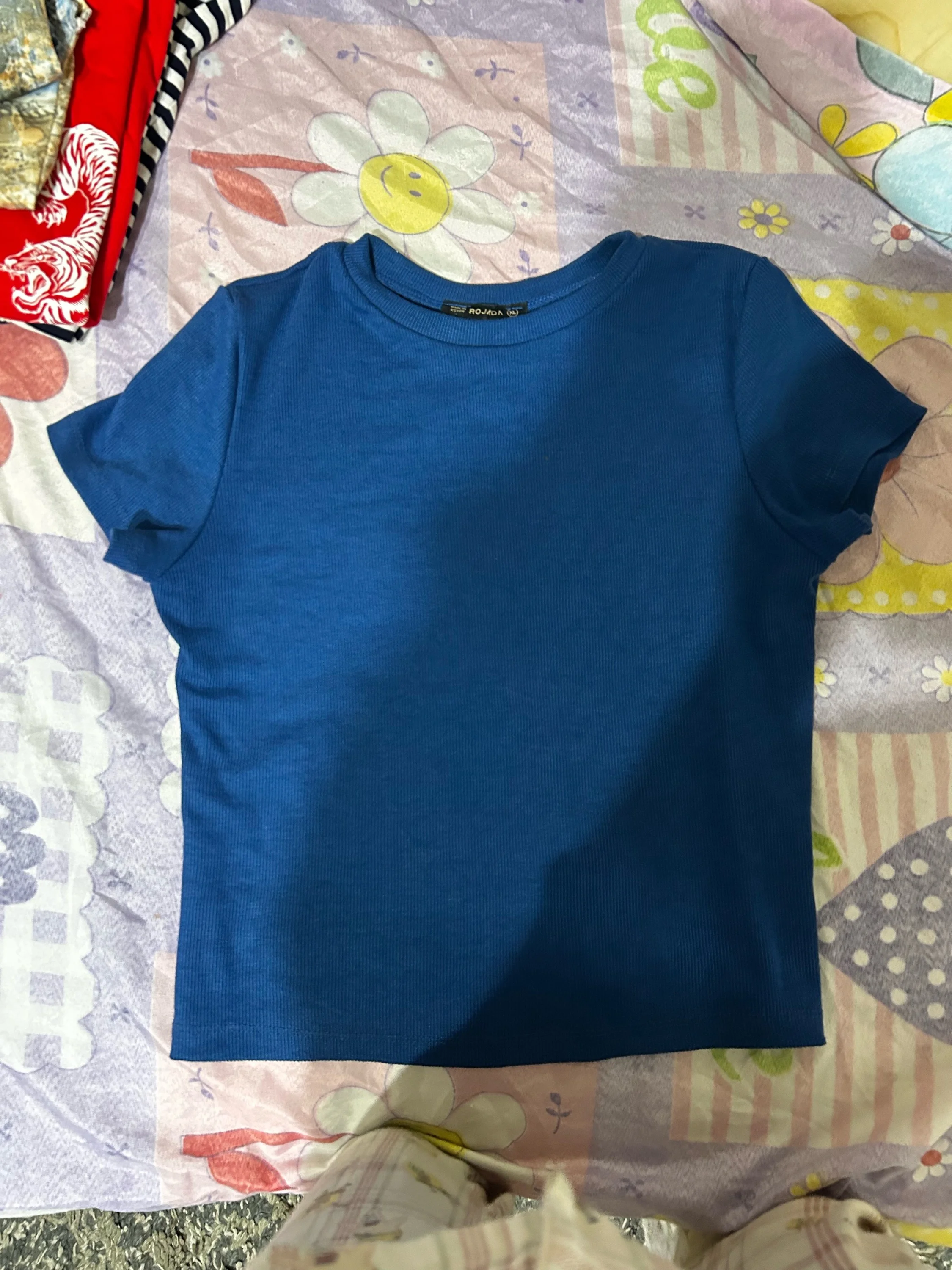Rojada T-shirts, size XL / 42 / 14, photo 1