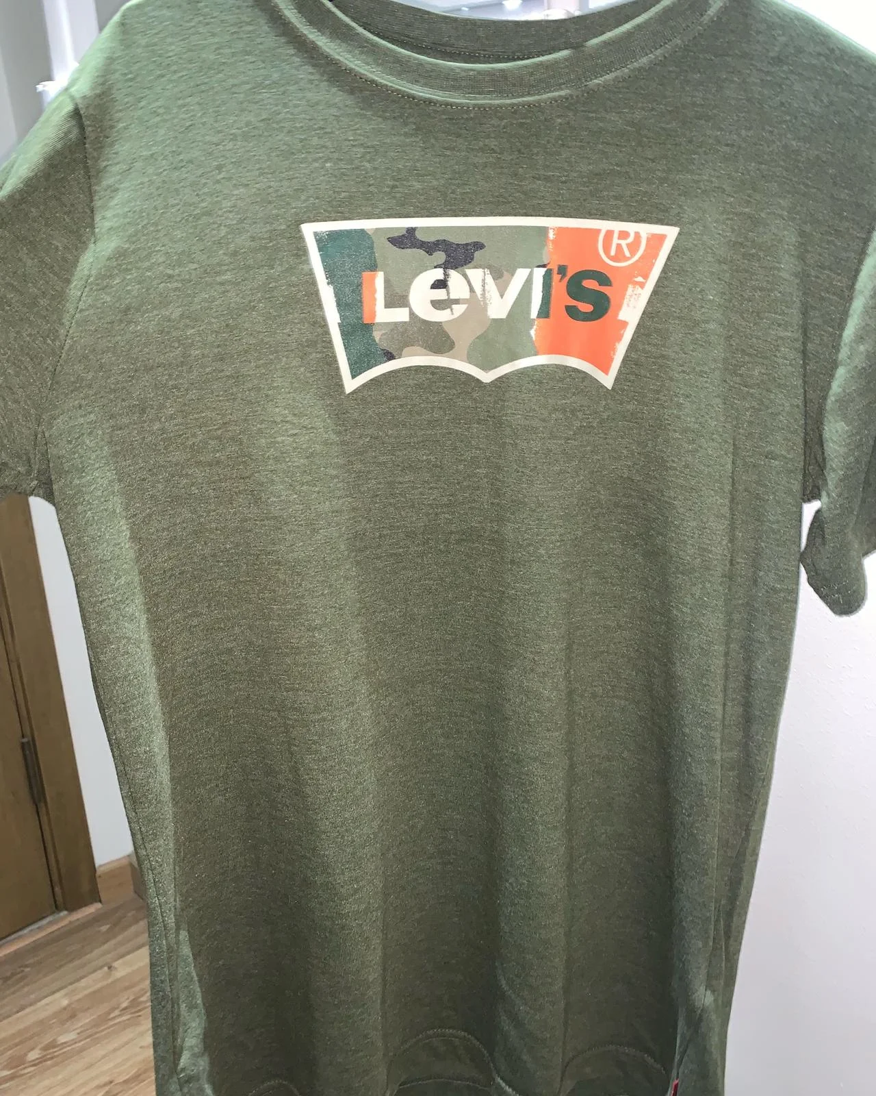 Levi's Tops, size 14y, photo 1