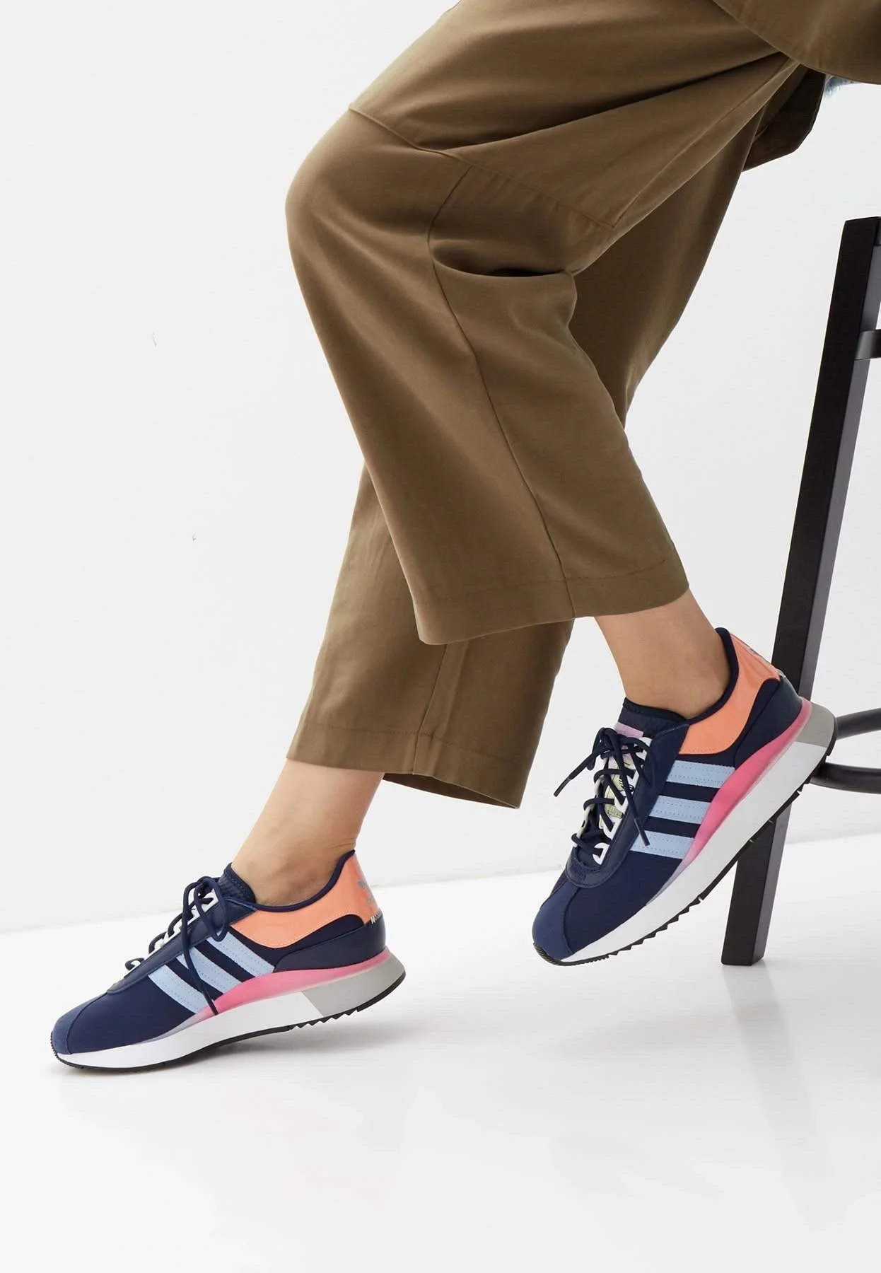 adidas Originals Sneakers, size 39.5, photo 1