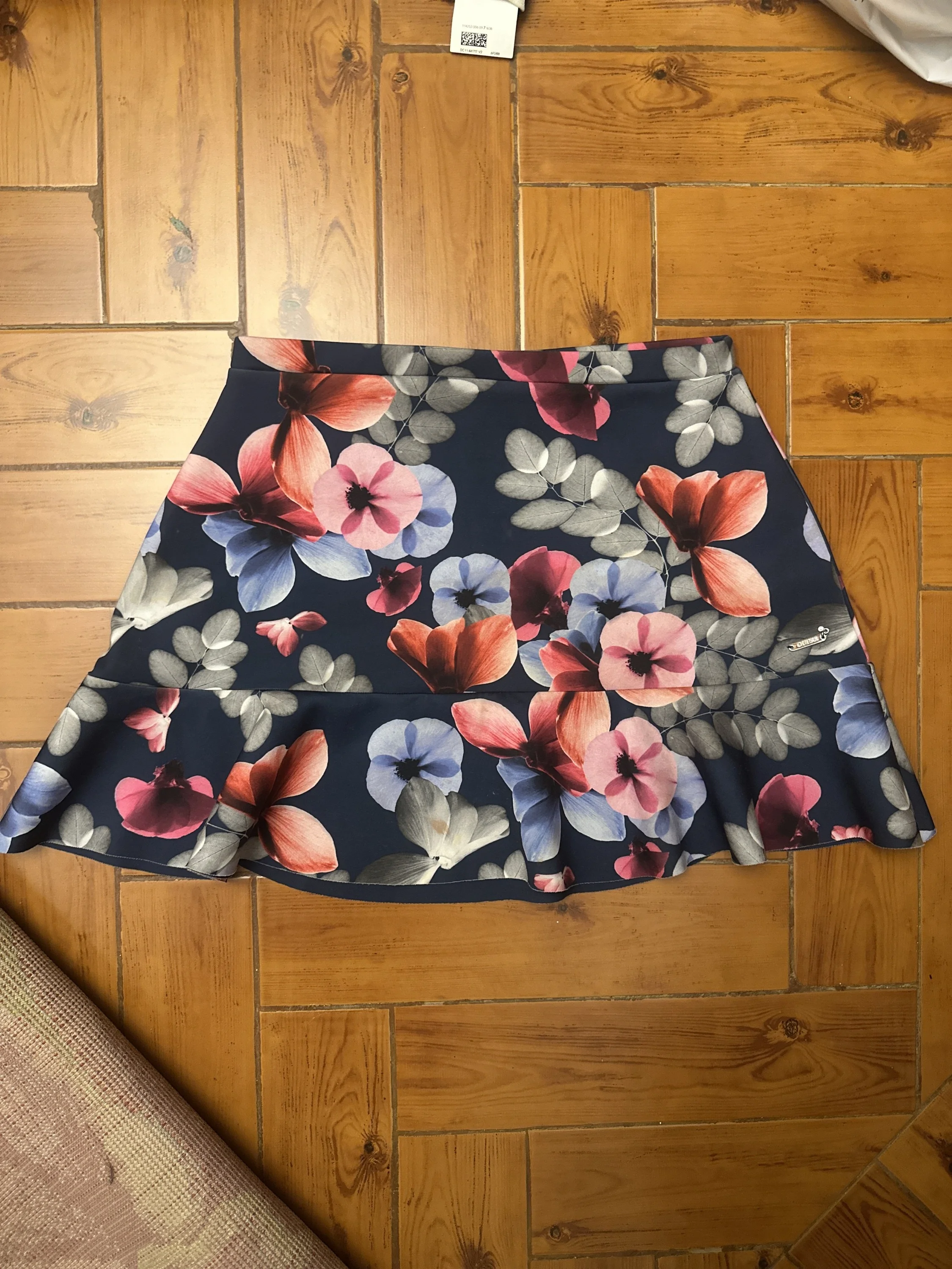GUESS Skirts, size S / 36 / 8, photo 1