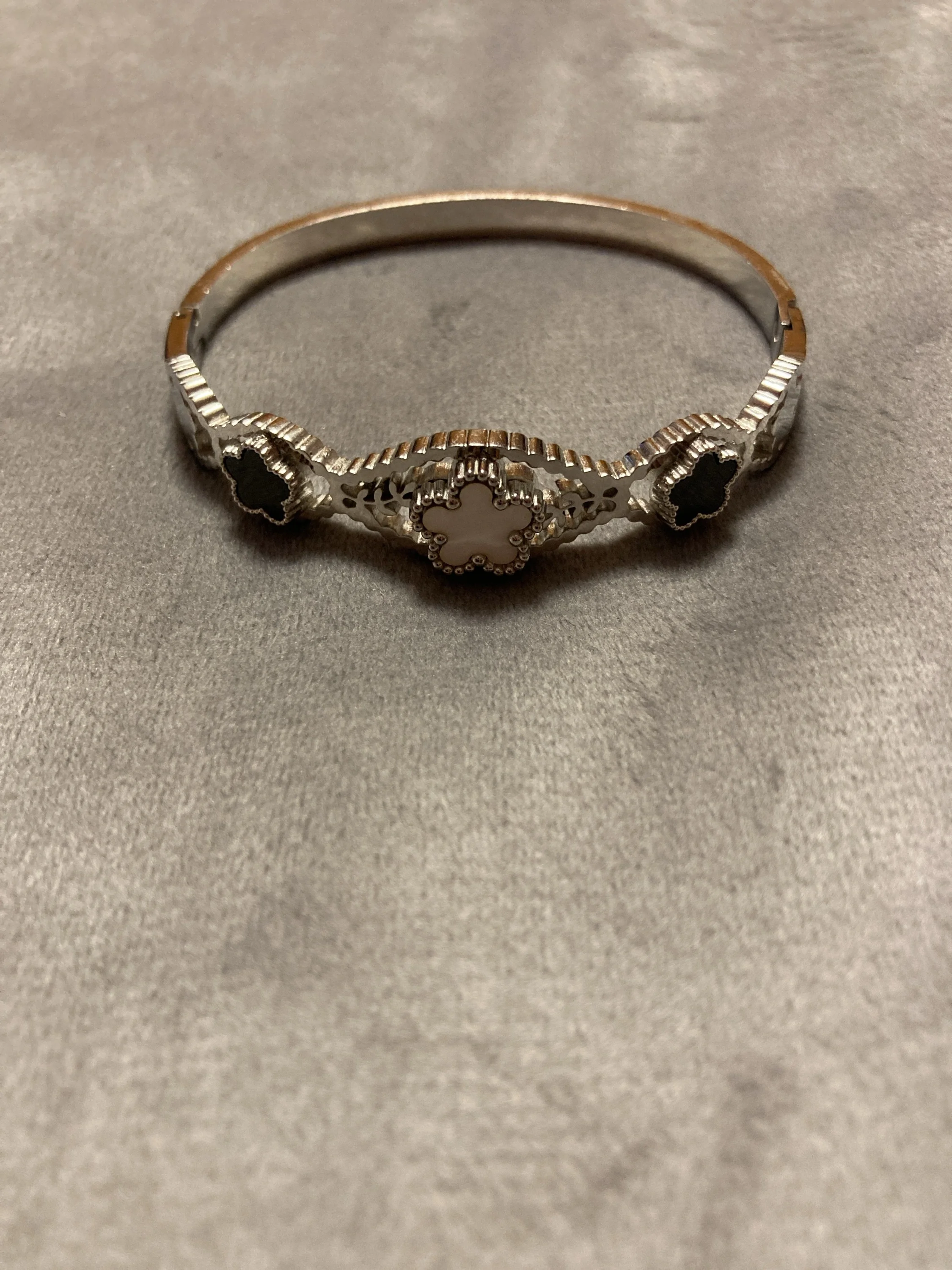 Bracelets, size Other, photo 1
