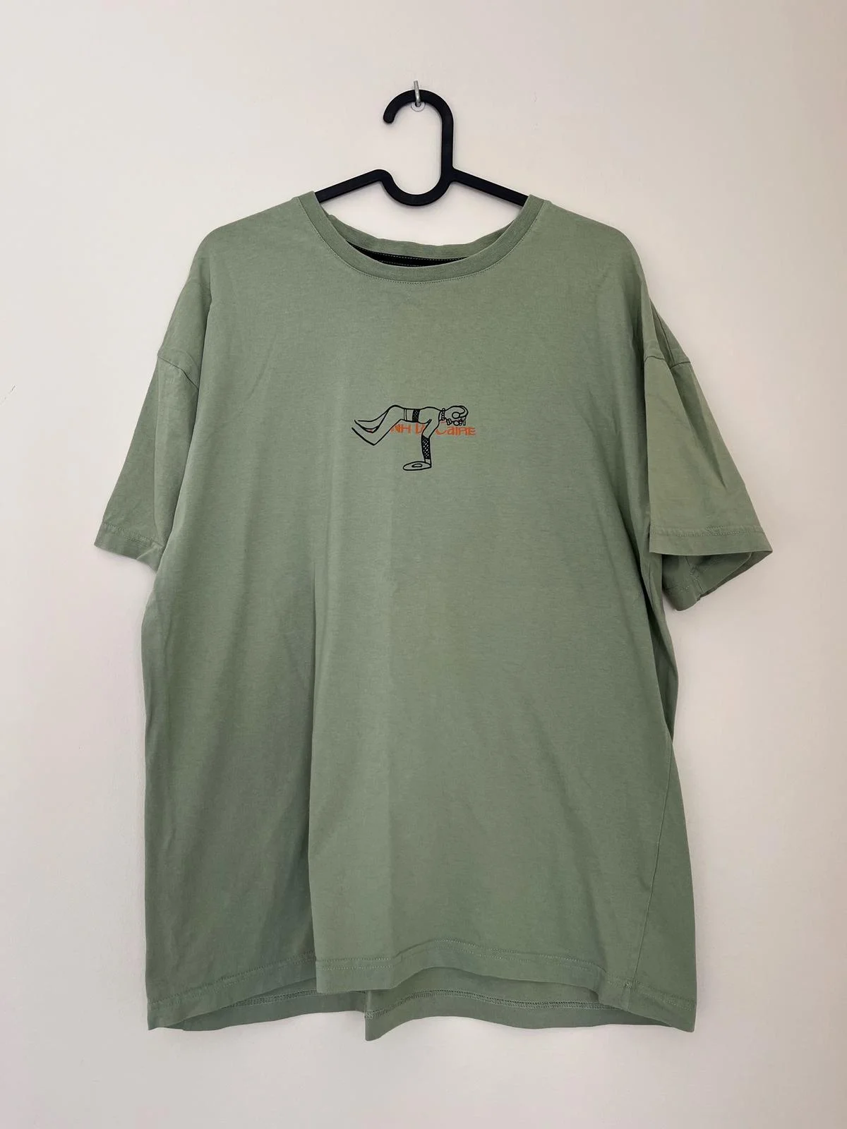 local brands T-shirts, size M, photo 1