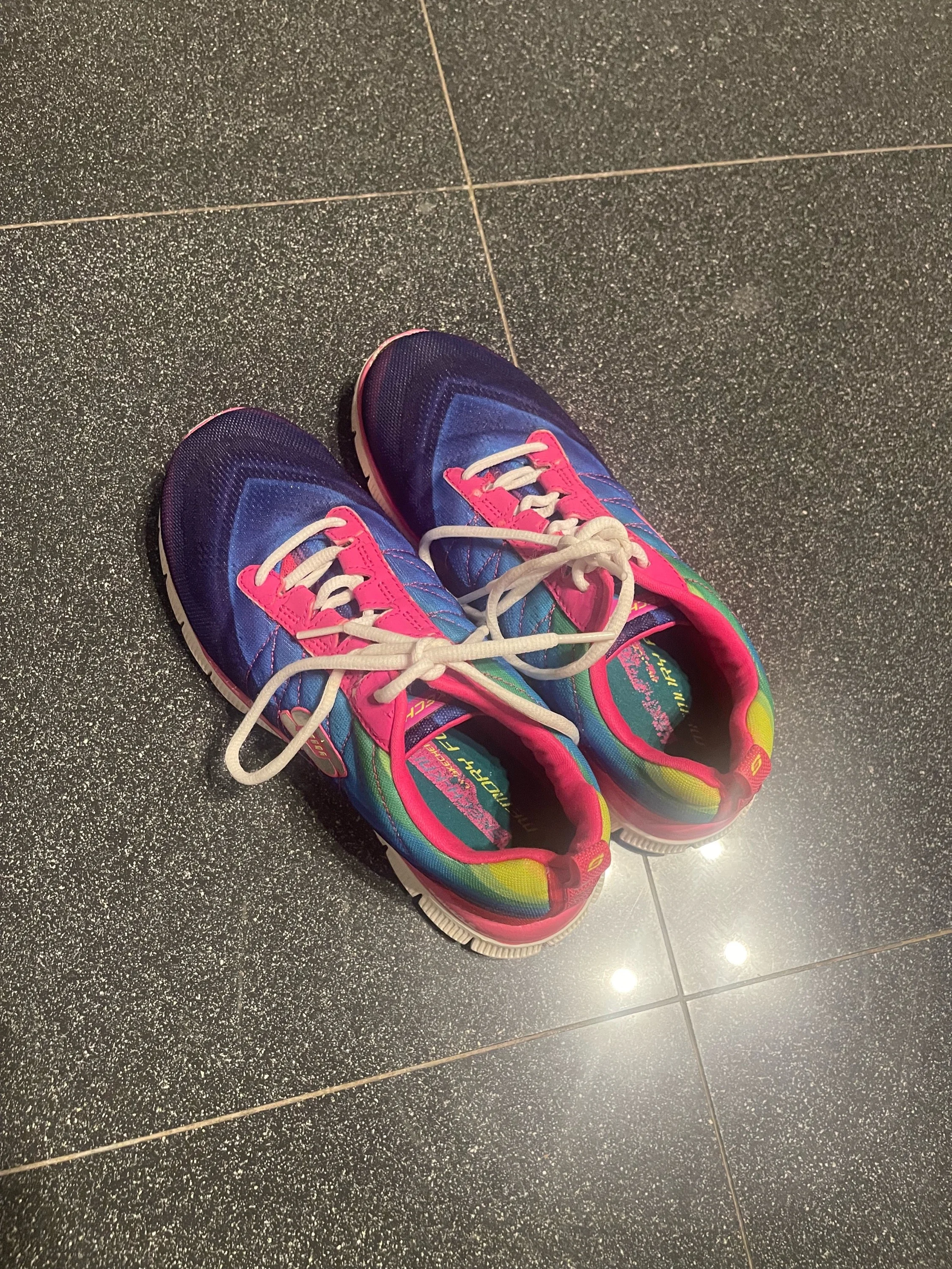 Sketchers Sneakers, size 36, photo 1