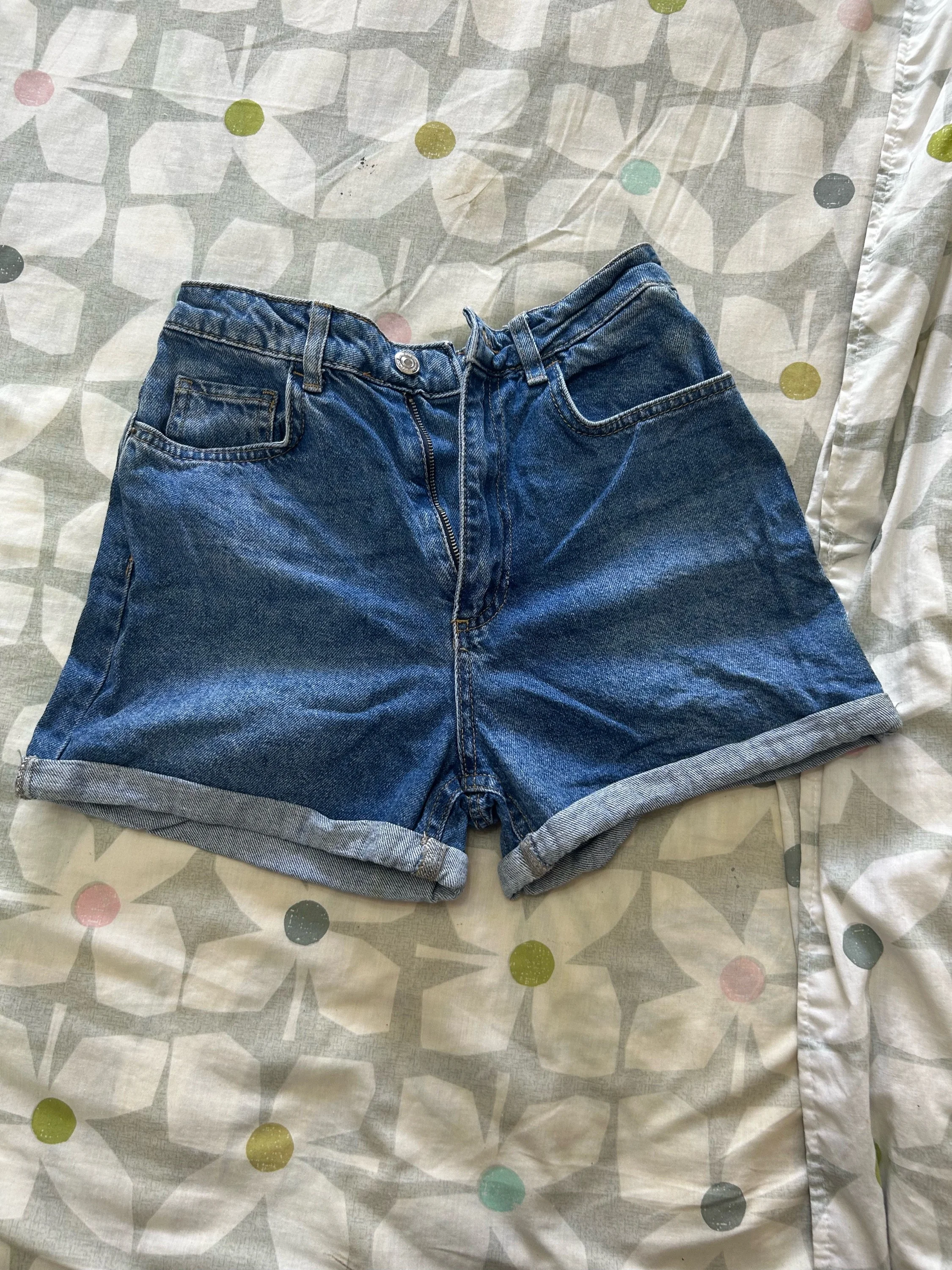 Defacto Shorts, size XS / 34 / 6, photo 1