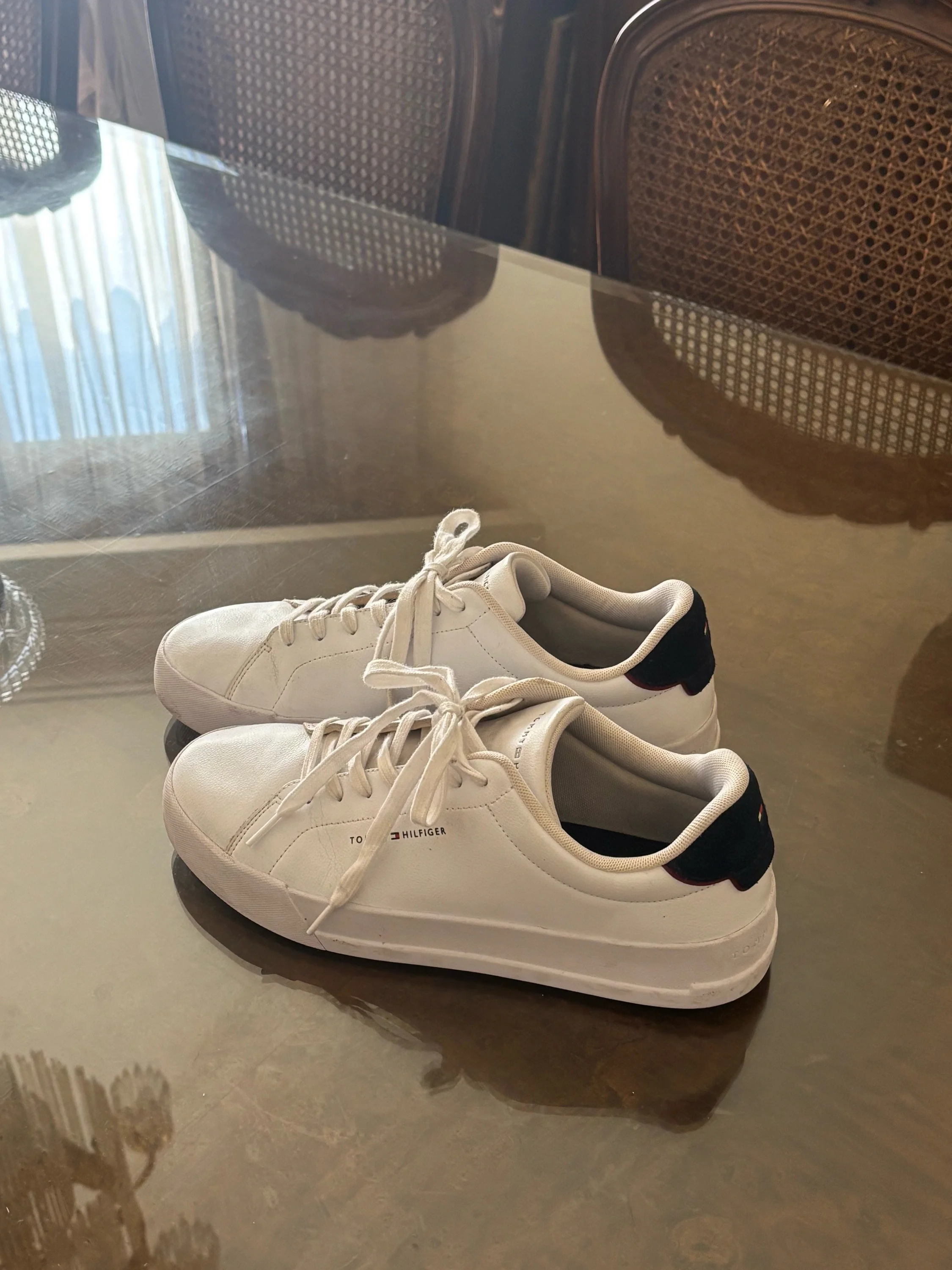 Tommy Hilfiger Sneakers, size 43, photo 1