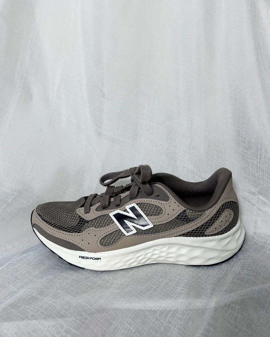 New Balance Sneakers, size 39, photo 1