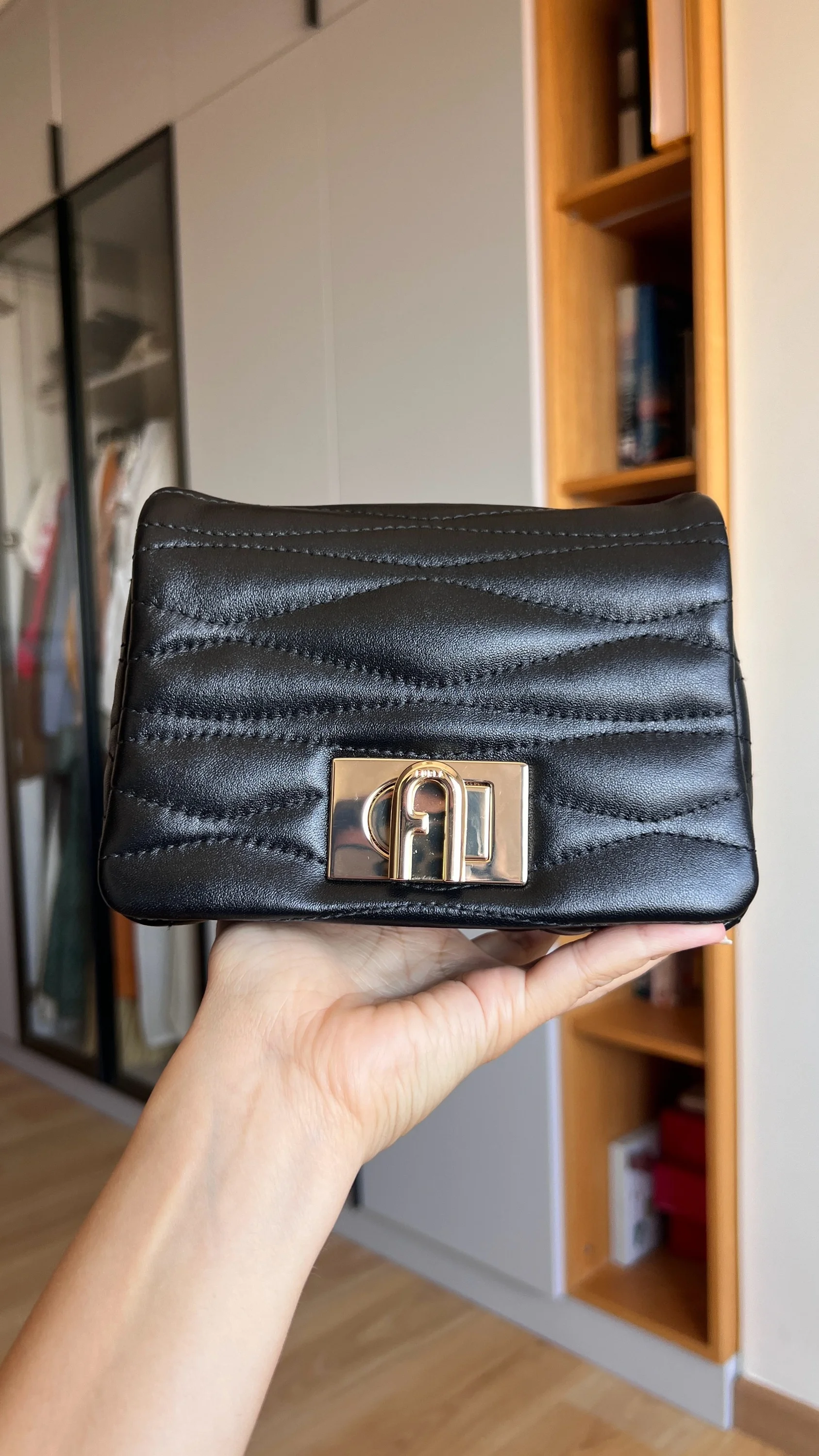 Furla Cross-Body Bag, size Other, photo 1